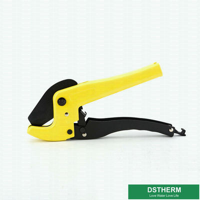 65 Mn Steel Plastic Tubing Cutter , Casting Ppr Pipe Cutter Smooth Cuts